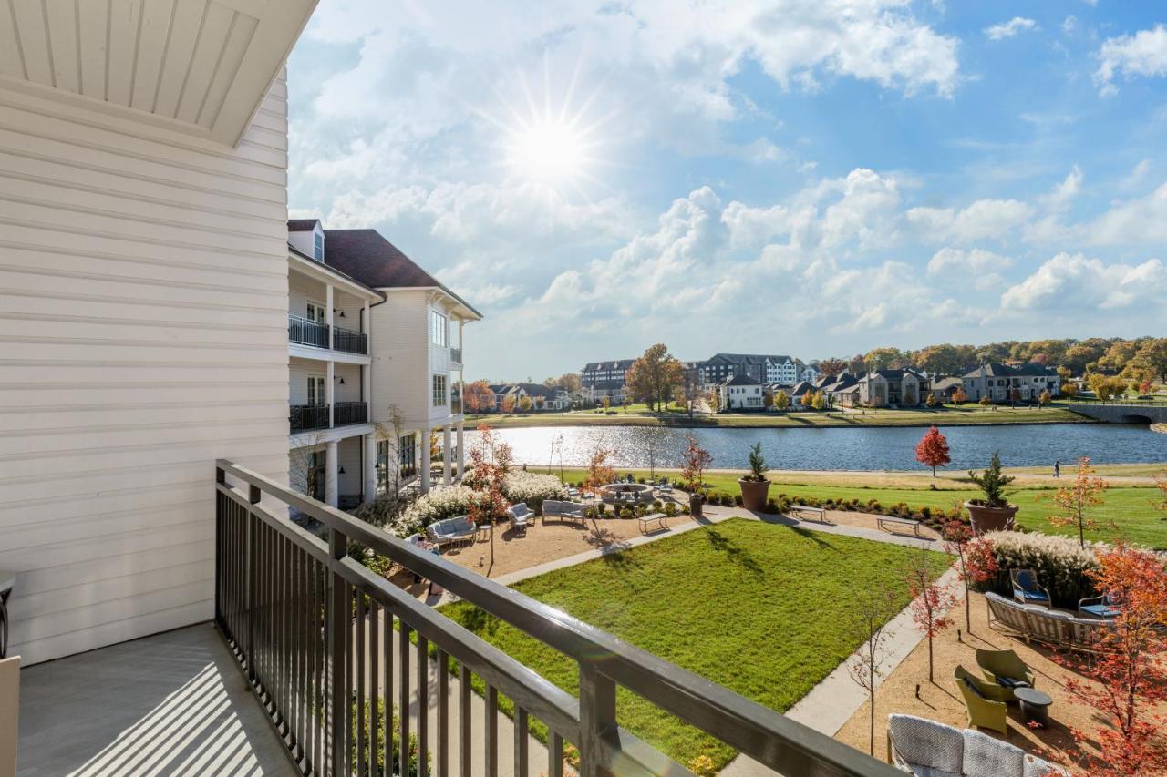 The Inn At Meadowbrook Overland Park Exterior foto